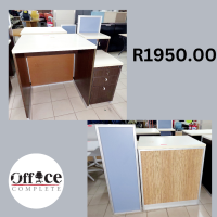 D24 - Small reception desk R1950.00